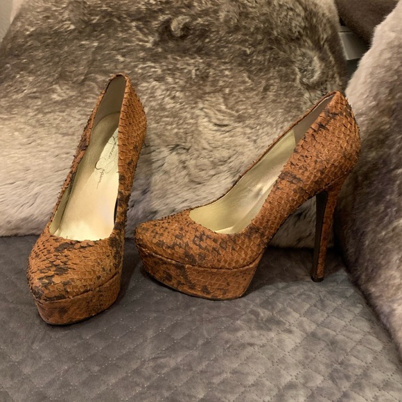 Jessica Simpson Shoes - Jessica Simpson Faux Brown Snakeskin Heal sz 7,5